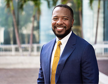 Isaac Henderson ’17, MBA